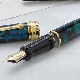 Aurora Optima Green Fountain Pen